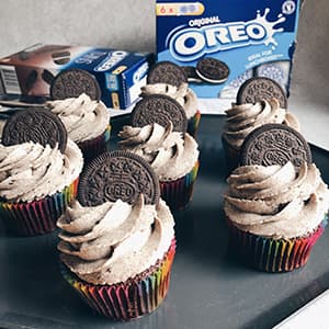 Oreo cream cupcakes