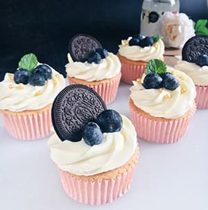 Berries and oreo cookies